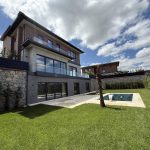 DORUK PARK’TA 960 M² ARSA PAYLI | ISITMALI HAVUZLU | 5+2 SATILIK LÜKS VİLLA